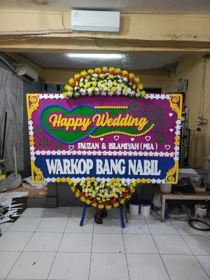 Papan Bunga di Papanggo